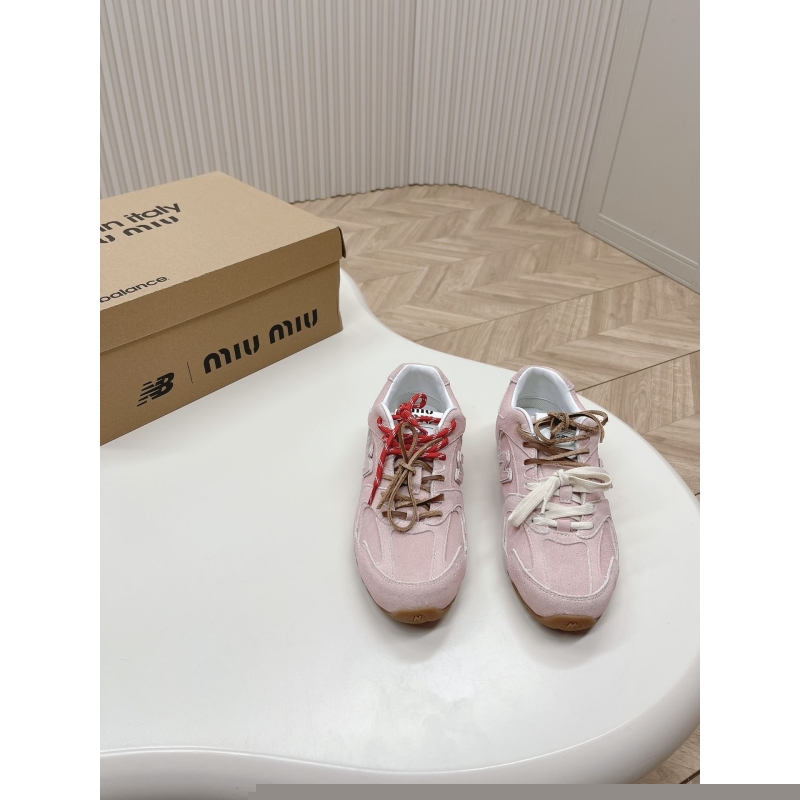 Miu Miu Casual Shoes